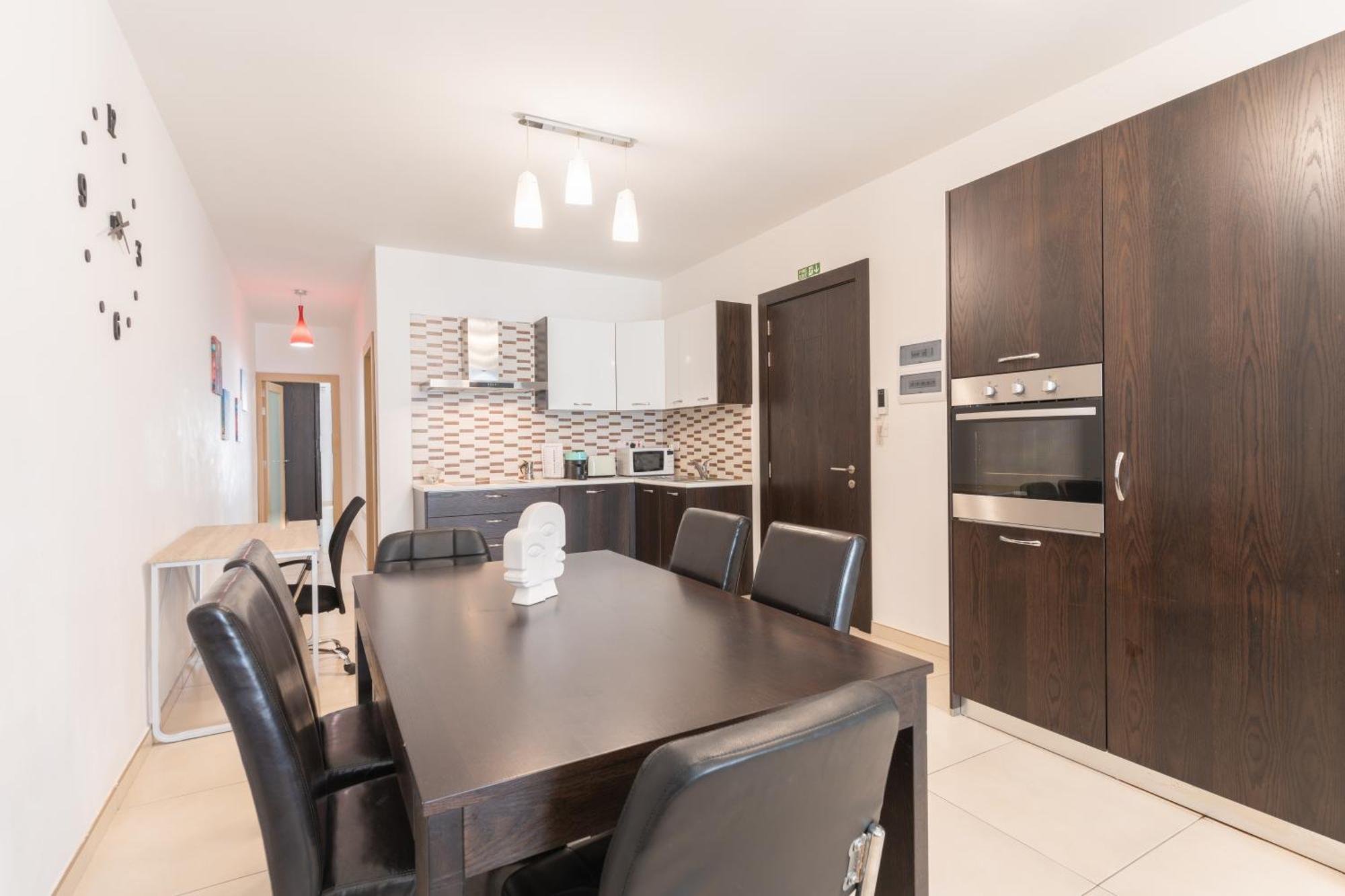 2 Bedroom In St Julians Prime Location In Paceville 3 By Vaganza *