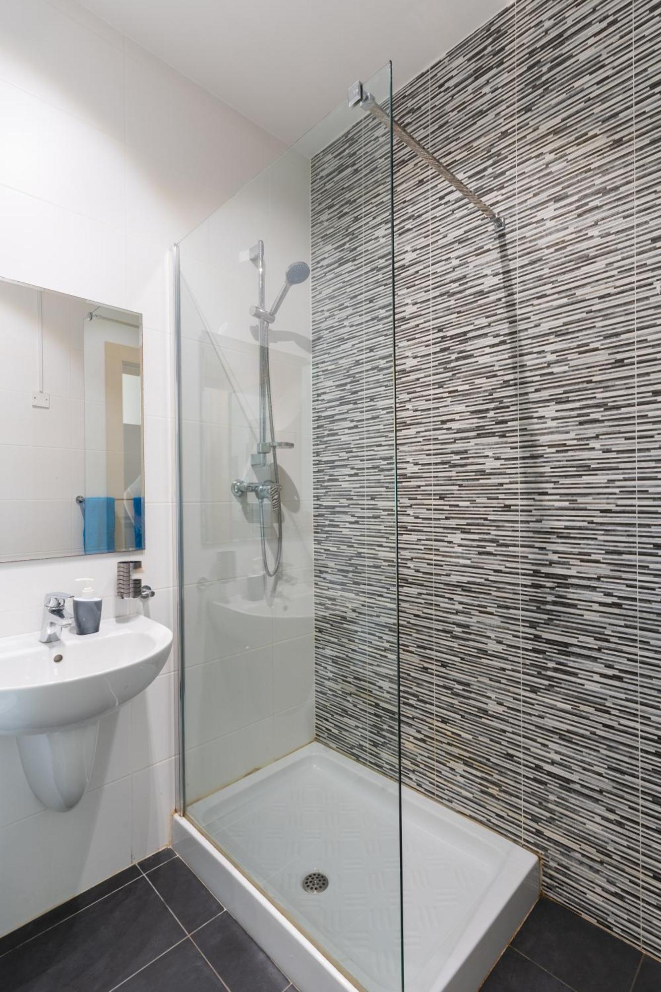 2 Bedroom In St Julians Prime Location In Paceville 3 By Vaganza Apartamento San Julián