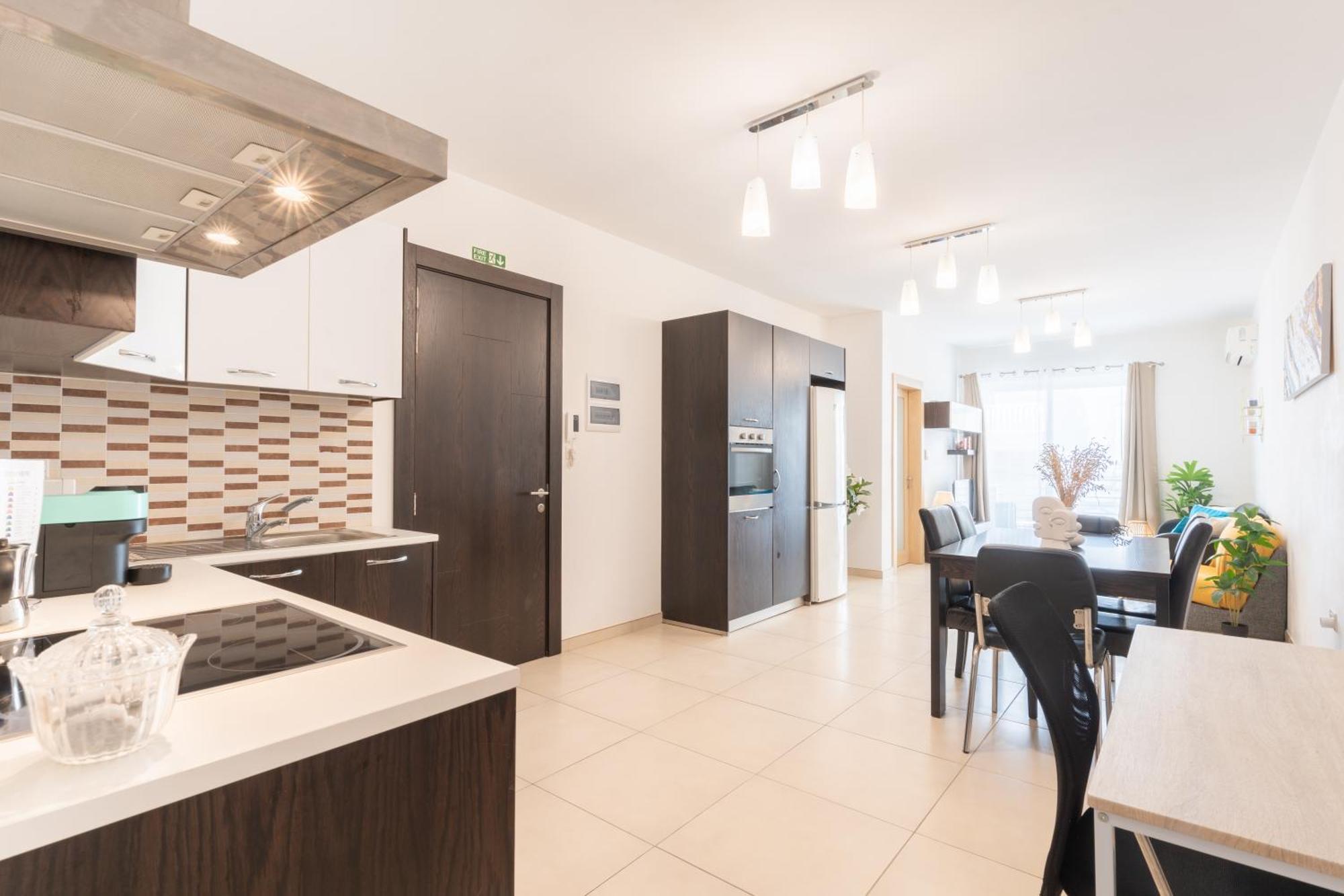 Apartment 2 Bedroom In St Julians Prime Location In Paceville 3 By Vaganza Saint Julian's