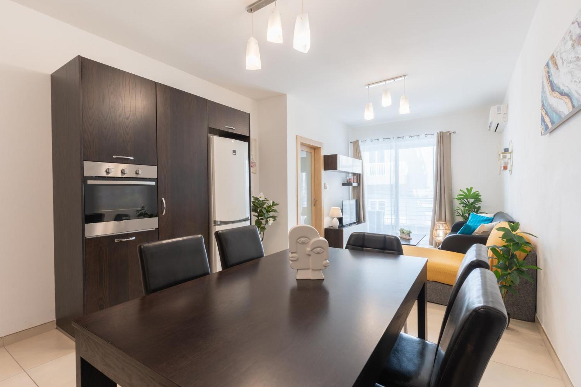 2 Bedroom In St Julians Prime Location In Paceville 3 By Vaganza *