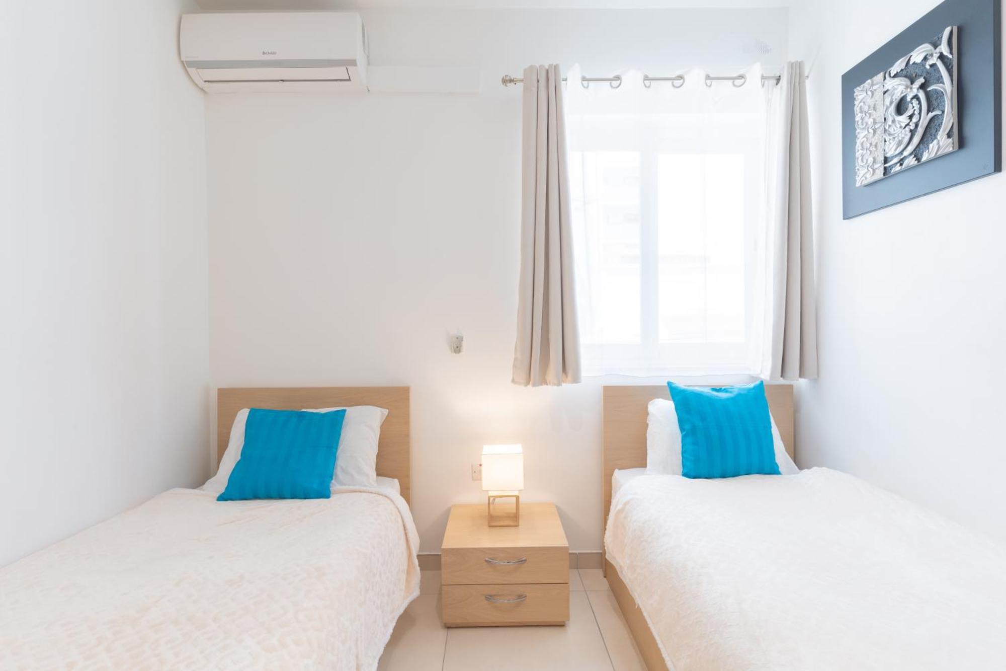 2 Bedroom In St Julians Prime Location In Paceville 3 By Vaganza Apartment
