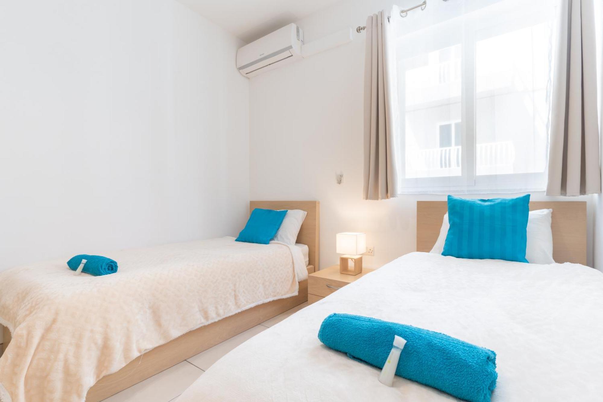 2 Bedroom In St Julians Prime Location In Paceville 3 By Vaganza Apartment *