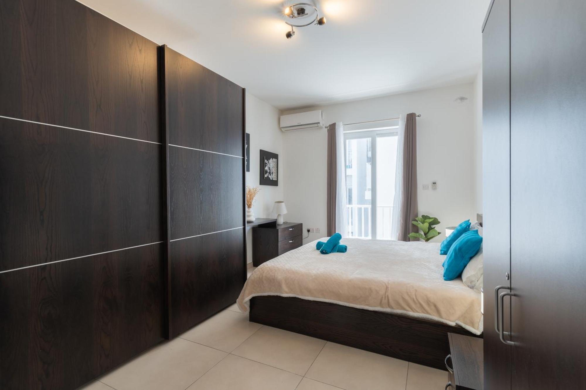 2 Bedroom In St Julians Prime Location In Paceville 3 By Vaganza